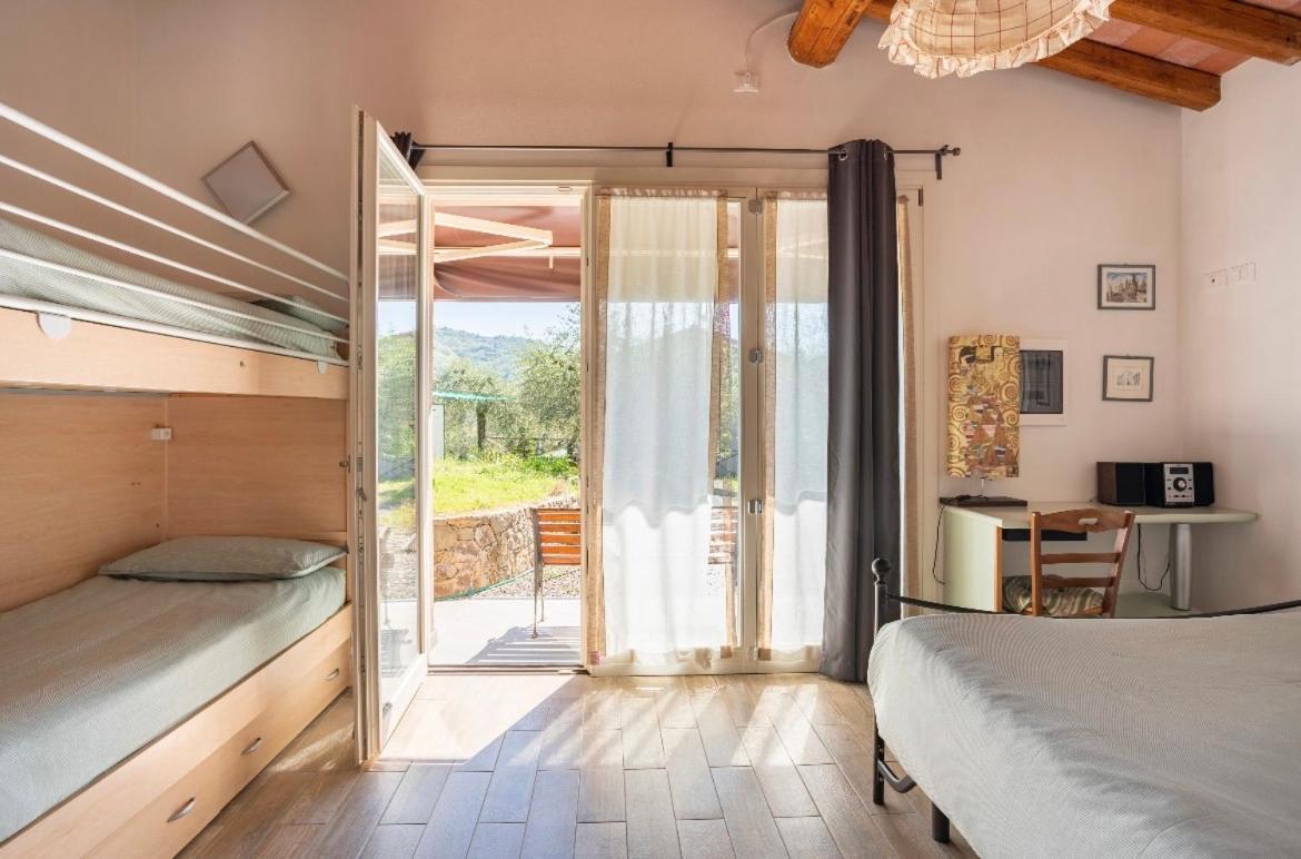 Cozy Tuscany Apartment With View Pescia Ngoại thất bức ảnh