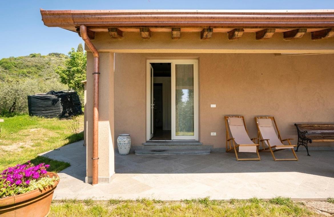 Cozy Tuscany Apartment With View Pescia Ngoại thất bức ảnh