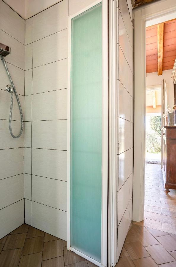 Cozy Tuscany Apartment With View Pescia Ngoại thất bức ảnh