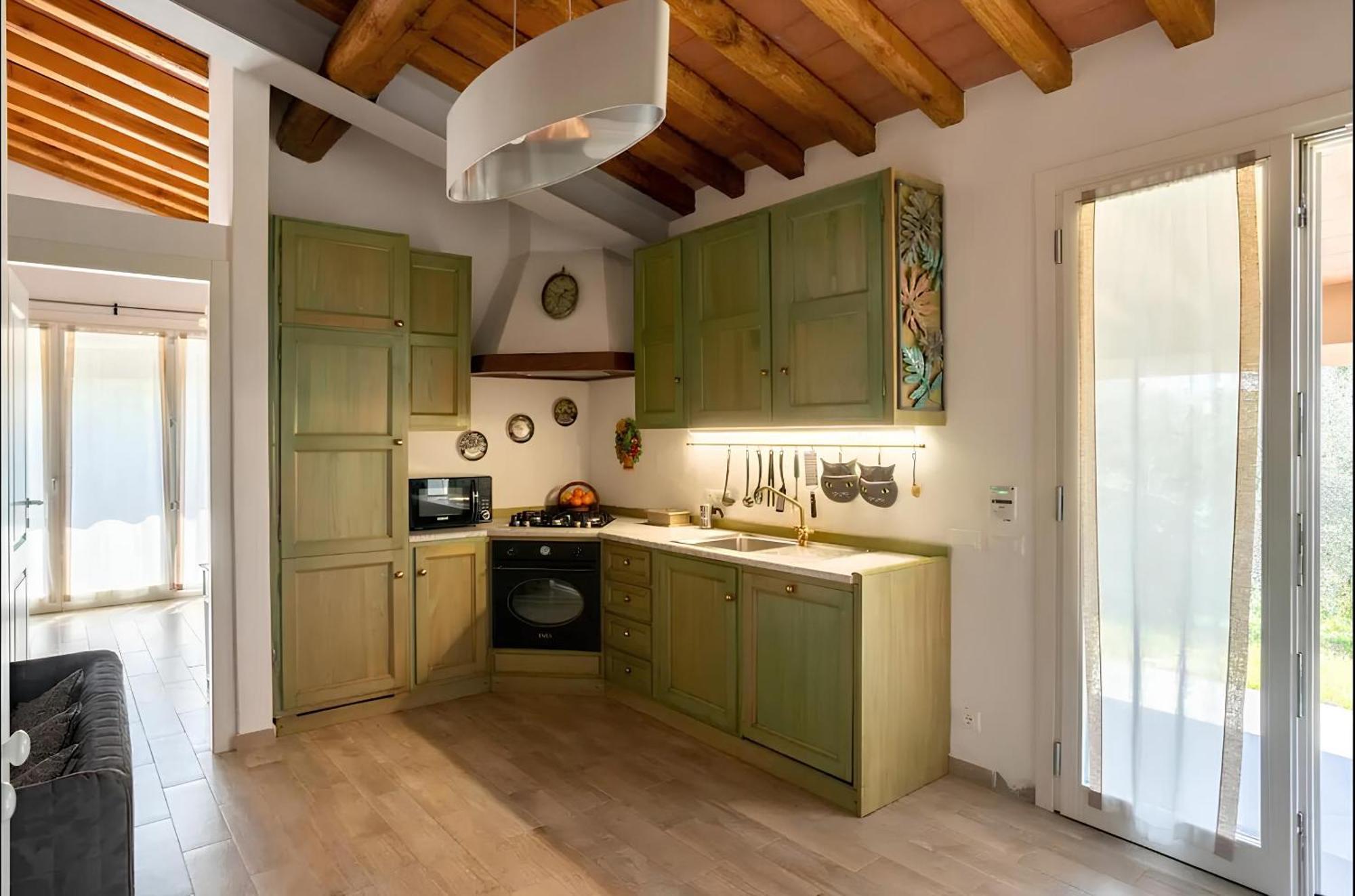 Cozy Tuscany Apartment With View Pescia Ngoại thất bức ảnh